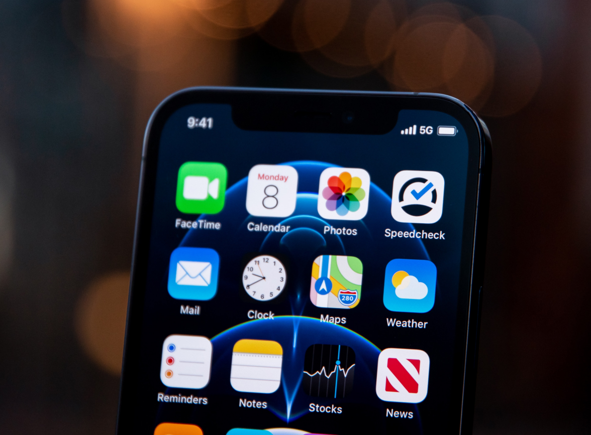 平山苹果手机维修分享为什么 iPhone 12 在冬季会自动关机 